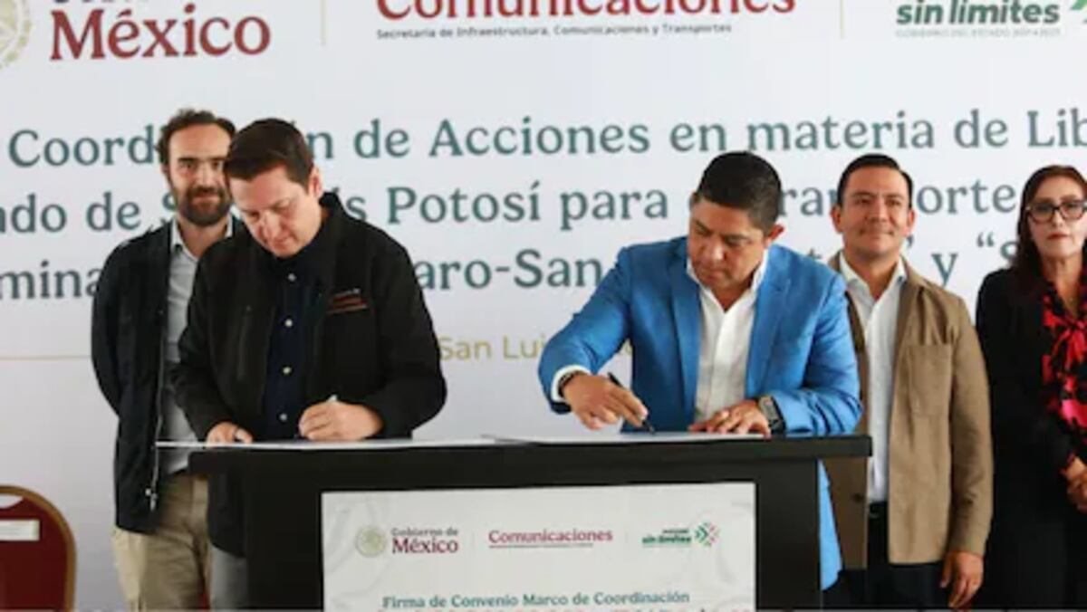 Querétaro–San Luis Potosí 铁路协议签署仪式，2026年10月